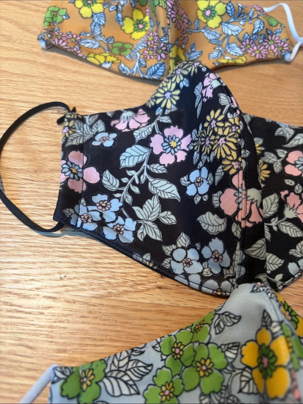 Set of 3 Tory Burch Floral Face Mask - Yellow, Black, Light Blue - like new